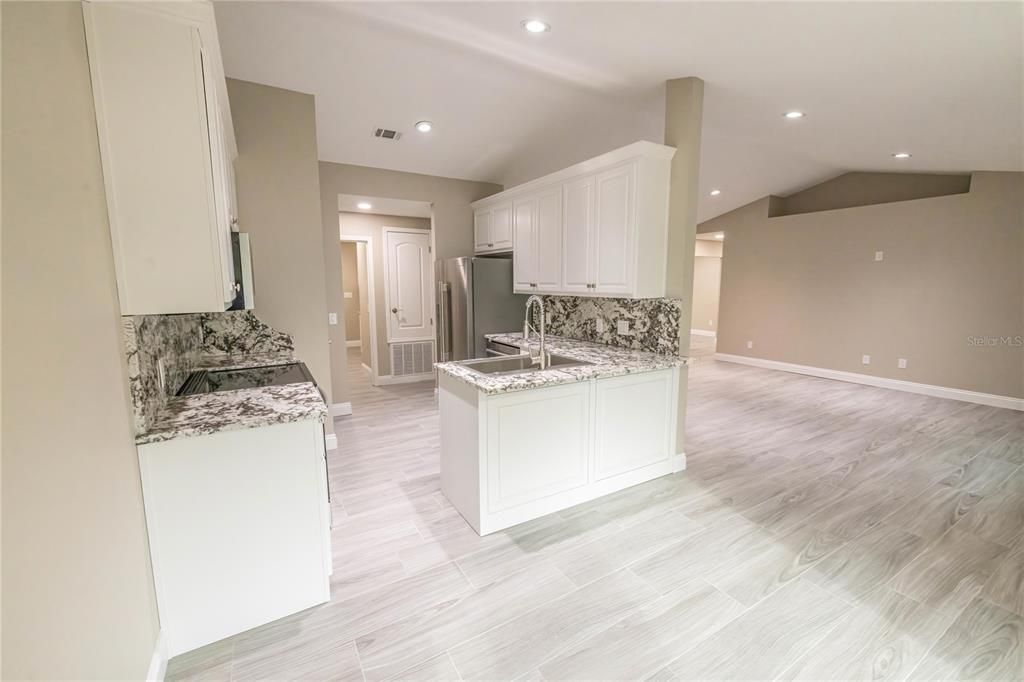 For Sale: $429,900 (4 beds, 2 baths, 2285 Square Feet)