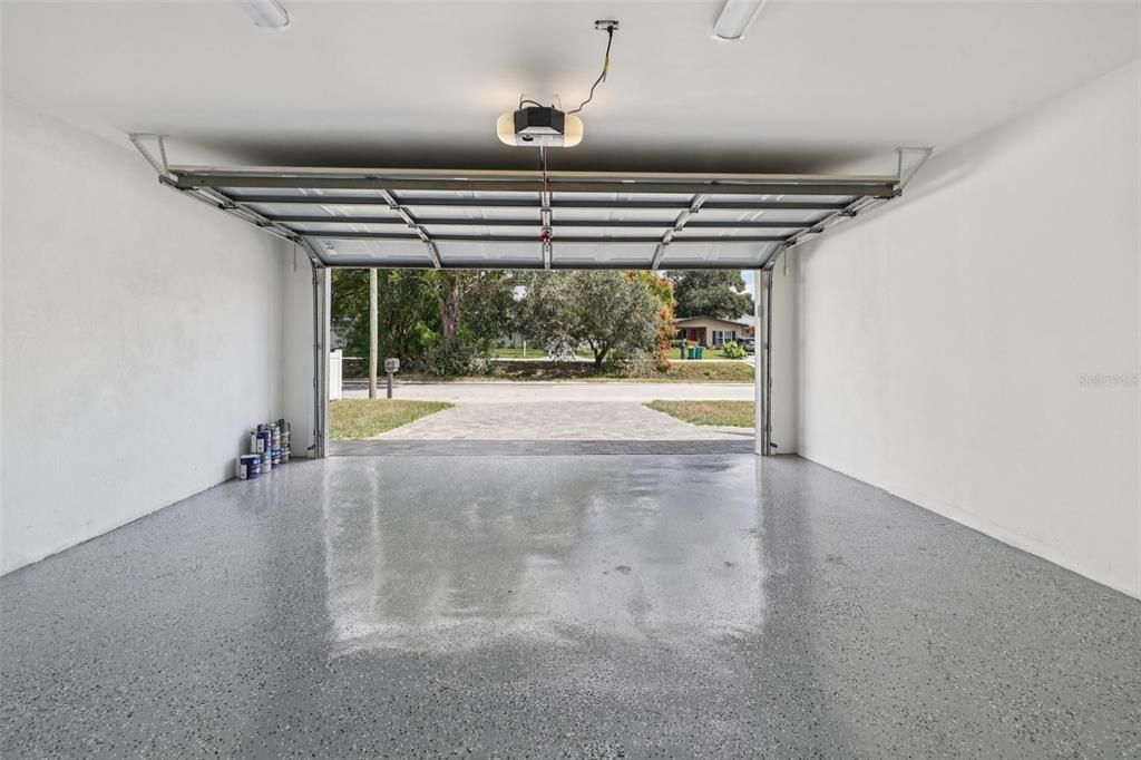 Active With Contract: $599,900 (3 beds, 2 baths, 1526 Square Feet)