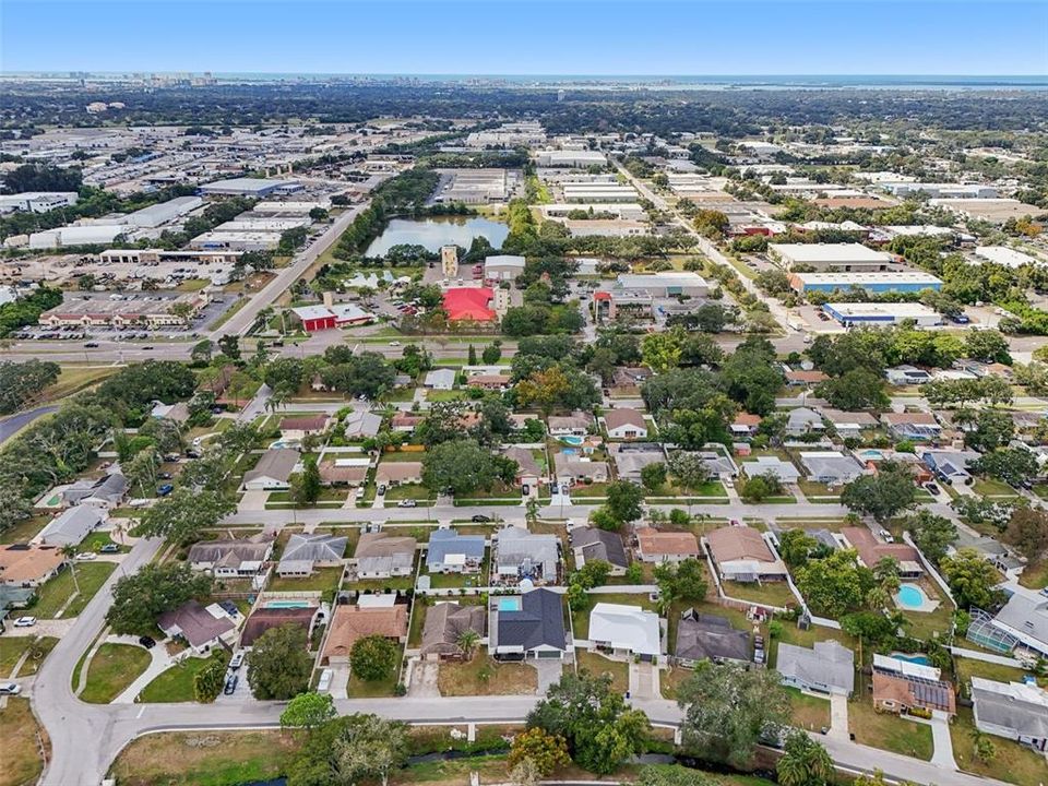 Active With Contract: $599,900 (3 beds, 2 baths, 1526 Square Feet)