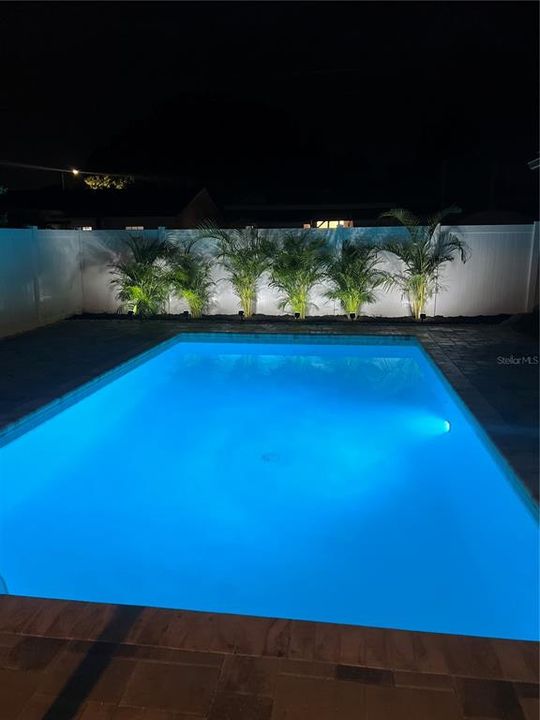 Active With Contract: $599,900 (3 beds, 2 baths, 1526 Square Feet)