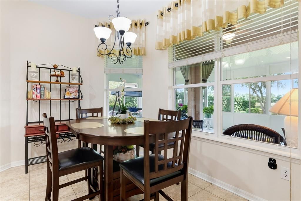 For Sale: $825,000 (4 beds, 3 baths, 2939 Square Feet)