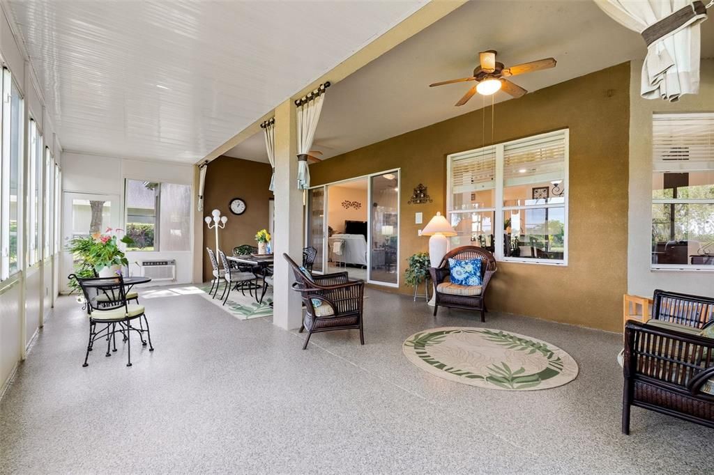 For Sale: $825,000 (4 beds, 3 baths, 2939 Square Feet)