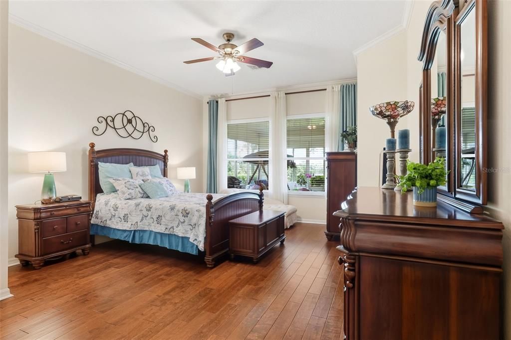 For Sale: $825,000 (4 beds, 3 baths, 2939 Square Feet)