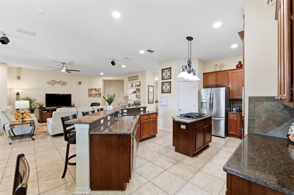 For Sale: $825,000 (4 beds, 3 baths, 2939 Square Feet)