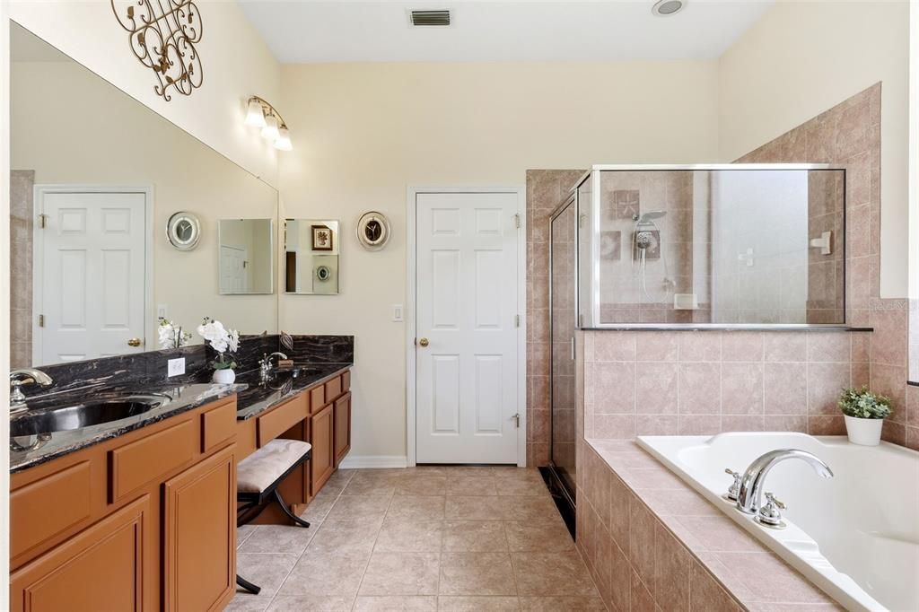 For Sale: $825,000 (4 beds, 3 baths, 2939 Square Feet)