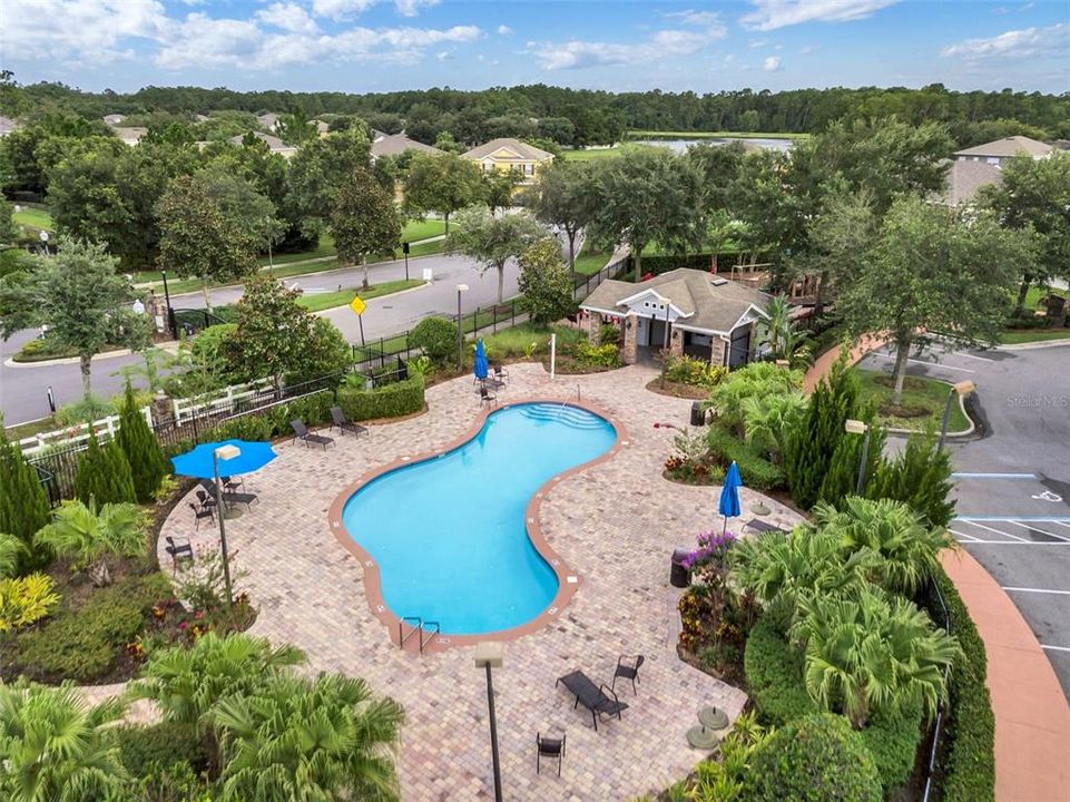 For Sale: $535,000 (6 beds, 3 baths, 2768 Square Feet)