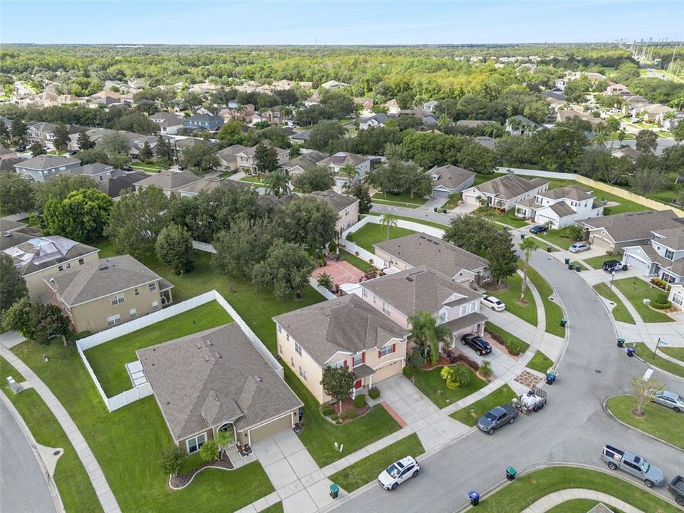 For Sale: $535,000 (6 beds, 3 baths, 2768 Square Feet)