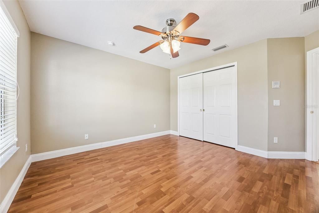 For Sale: $535,000 (6 beds, 3 baths, 2768 Square Feet)