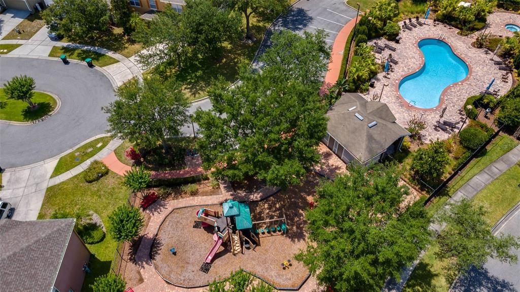 For Sale: $535,000 (6 beds, 3 baths, 2768 Square Feet)