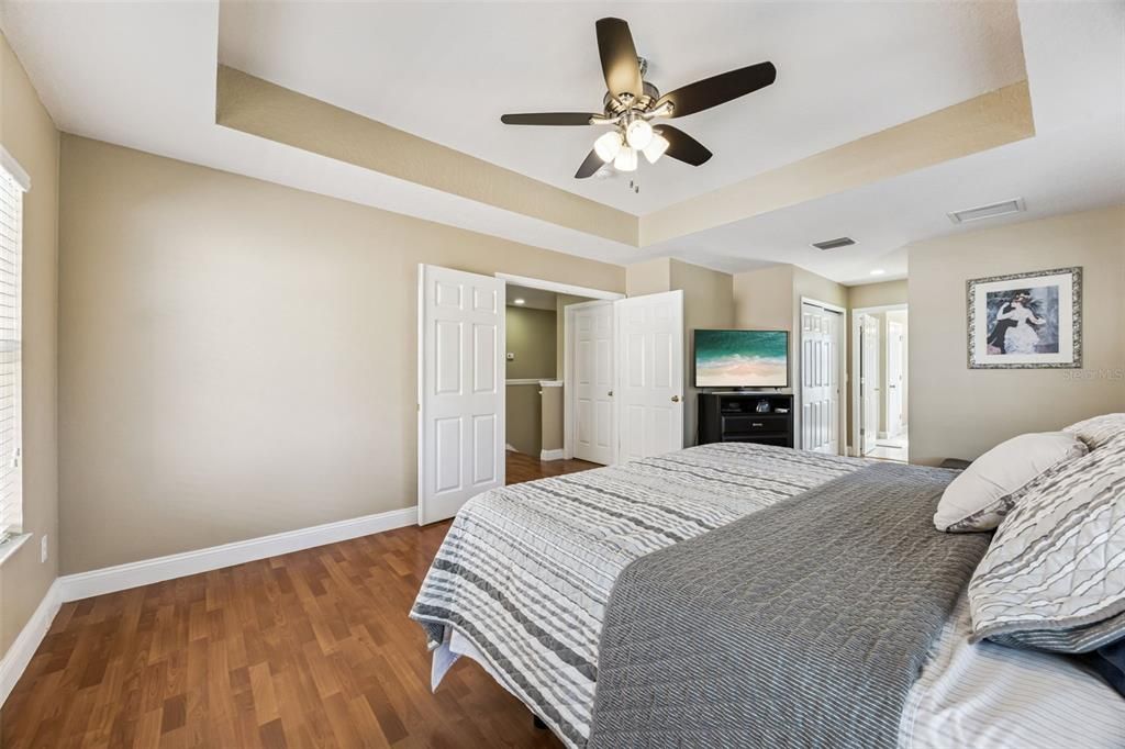 For Sale: $535,000 (6 beds, 3 baths, 2768 Square Feet)