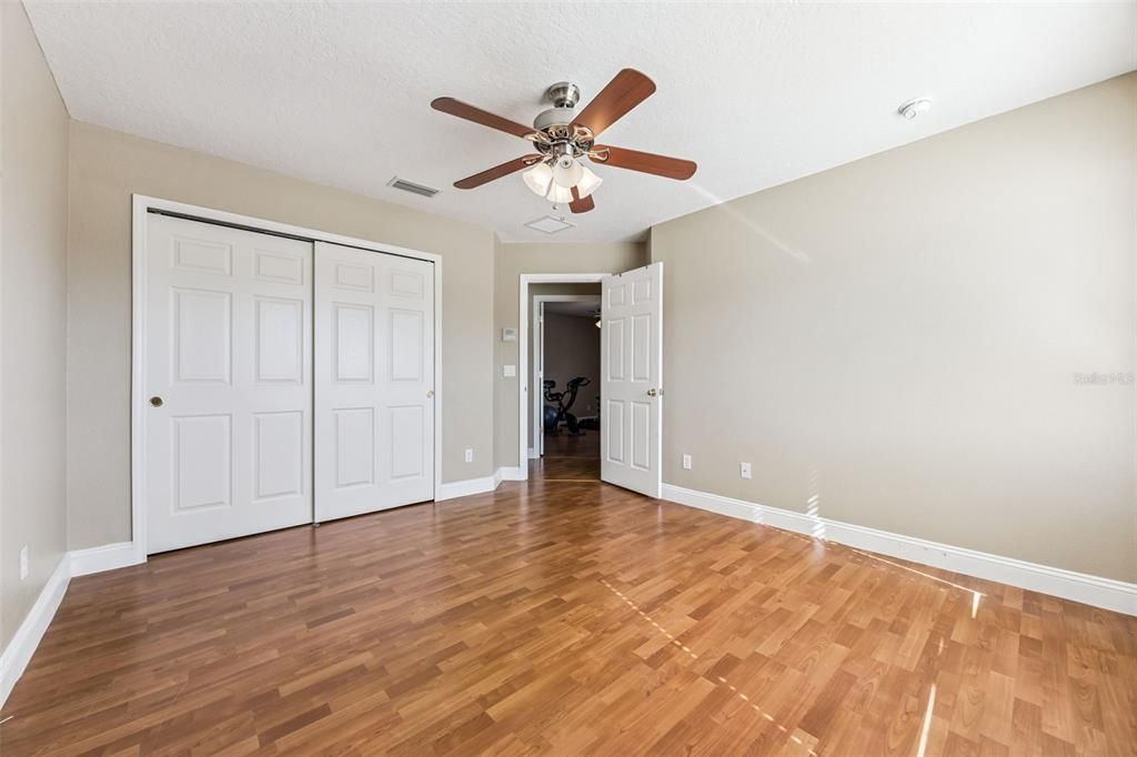 For Sale: $535,000 (6 beds, 3 baths, 2768 Square Feet)