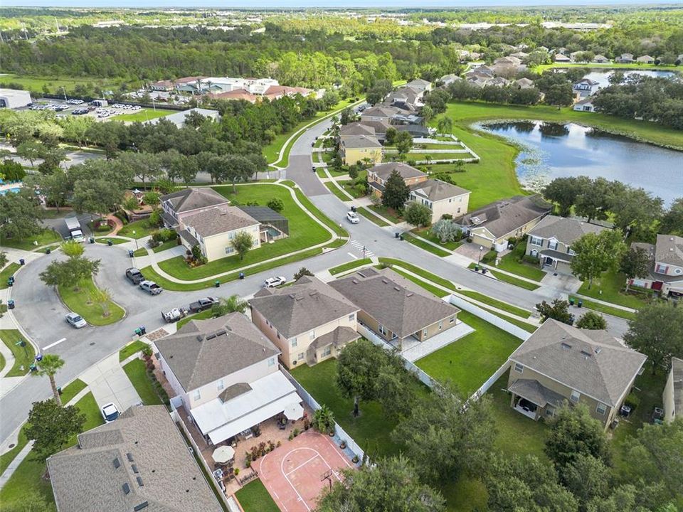 For Sale: $535,000 (6 beds, 3 baths, 2768 Square Feet)