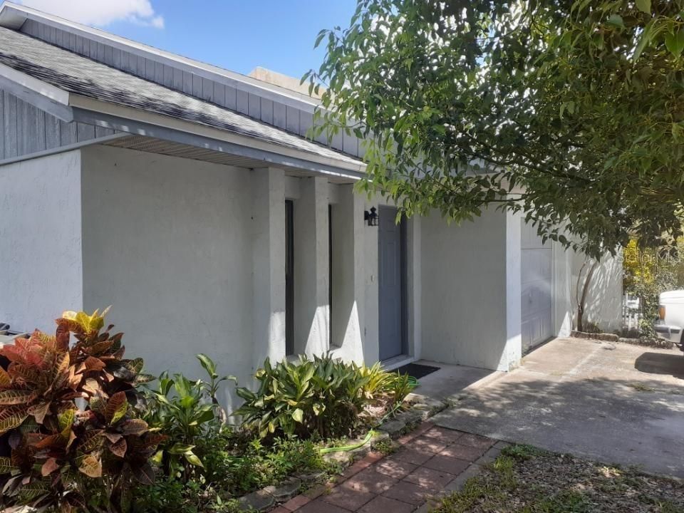 Recently Sold: $199,900 (2 beds, 2 baths, 1214 Square Feet)