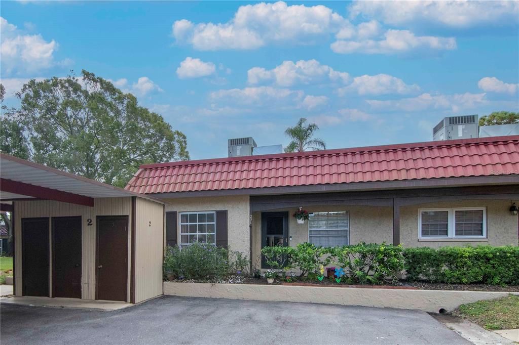 For Sale: $159,000 (2 beds, 2 baths, 945 Square Feet)