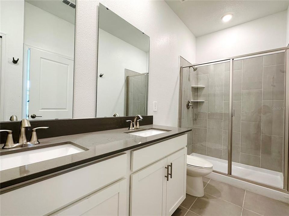 出租: $2,595 (4 贝兹, 3 浴室, 2109 平方英尺)