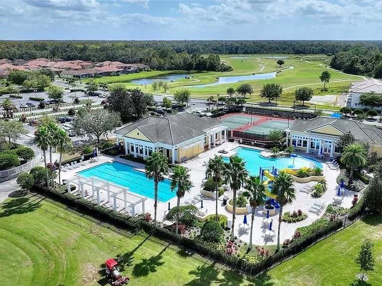 出租: $2,595 (4 贝兹, 3 浴室, 2109 平方英尺)