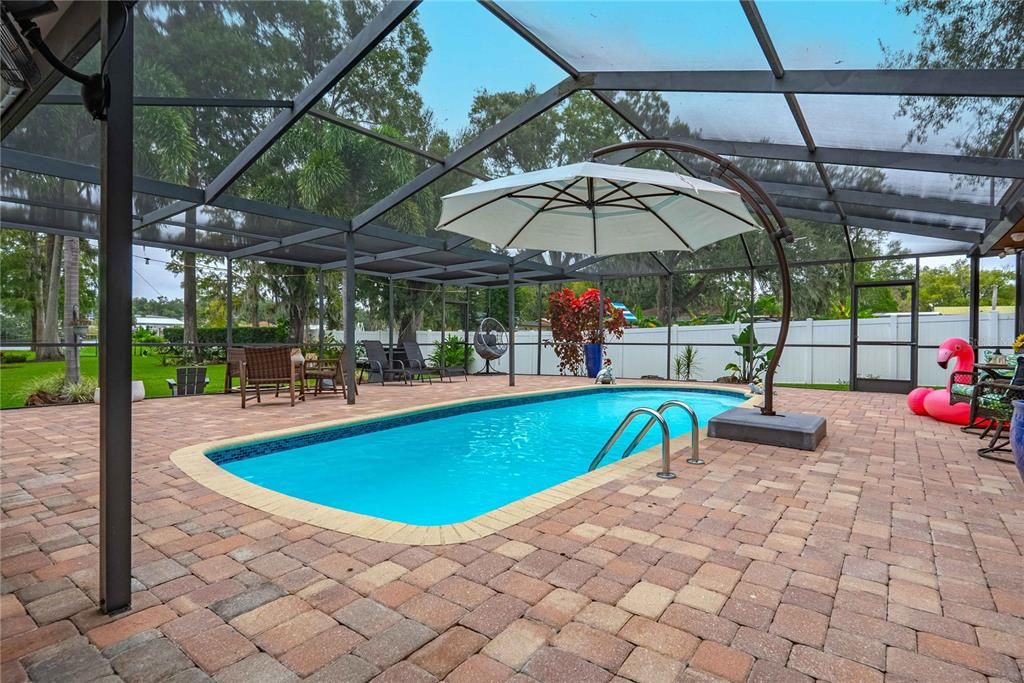 For Sale: $945,000 (4 beds, 2 baths, 2385 Square Feet)