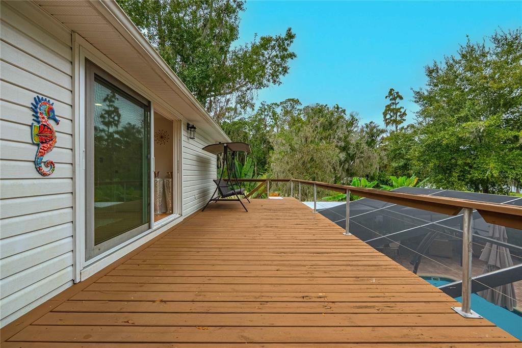 For Sale: $945,000 (4 beds, 2 baths, 2385 Square Feet)