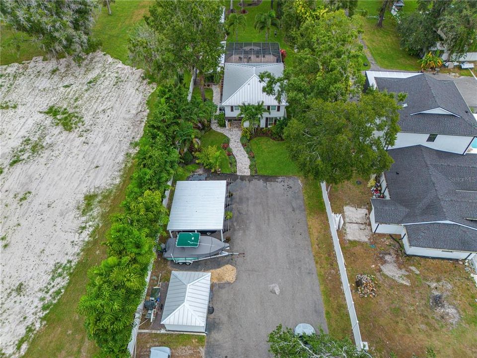 For Sale: $945,000 (4 beds, 2 baths, 2385 Square Feet)