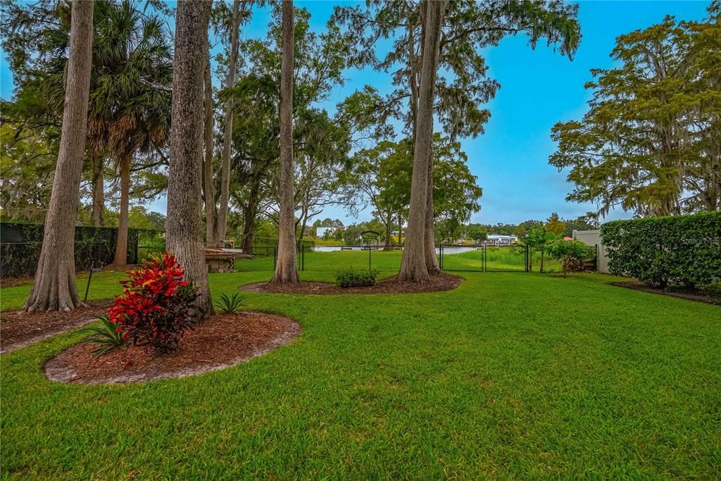 For Sale: $945,000 (4 beds, 2 baths, 2385 Square Feet)