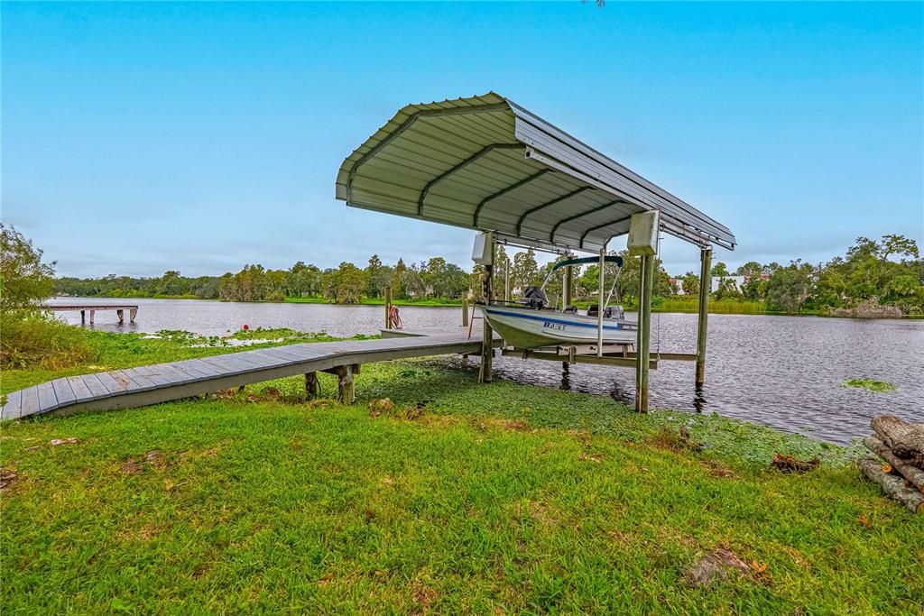 For Sale: $945,000 (4 beds, 2 baths, 2385 Square Feet)