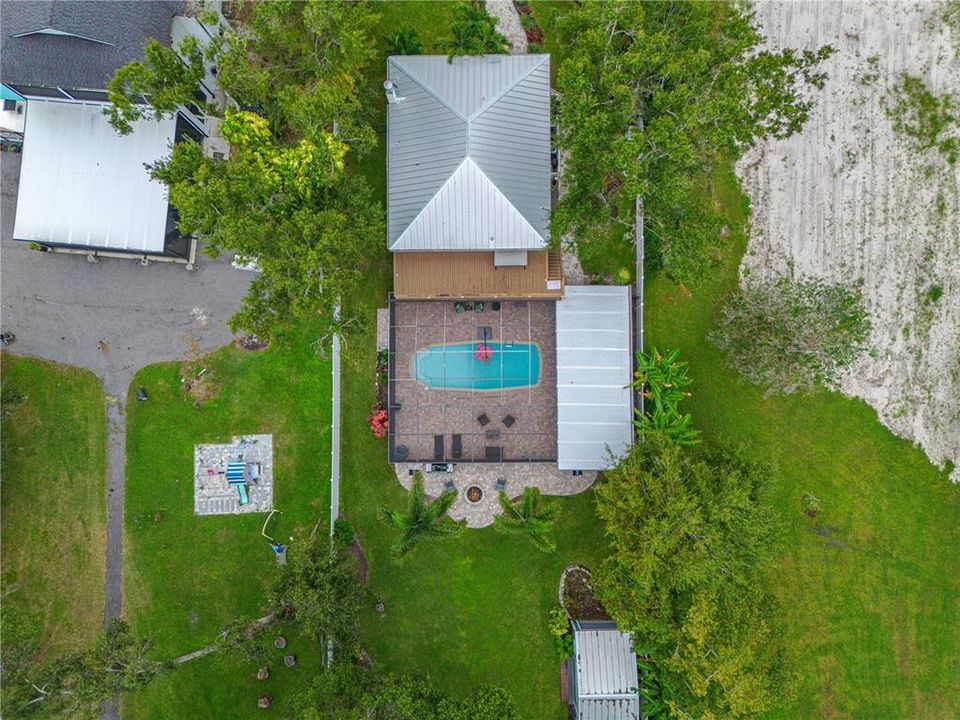 For Sale: $945,000 (4 beds, 2 baths, 2385 Square Feet)