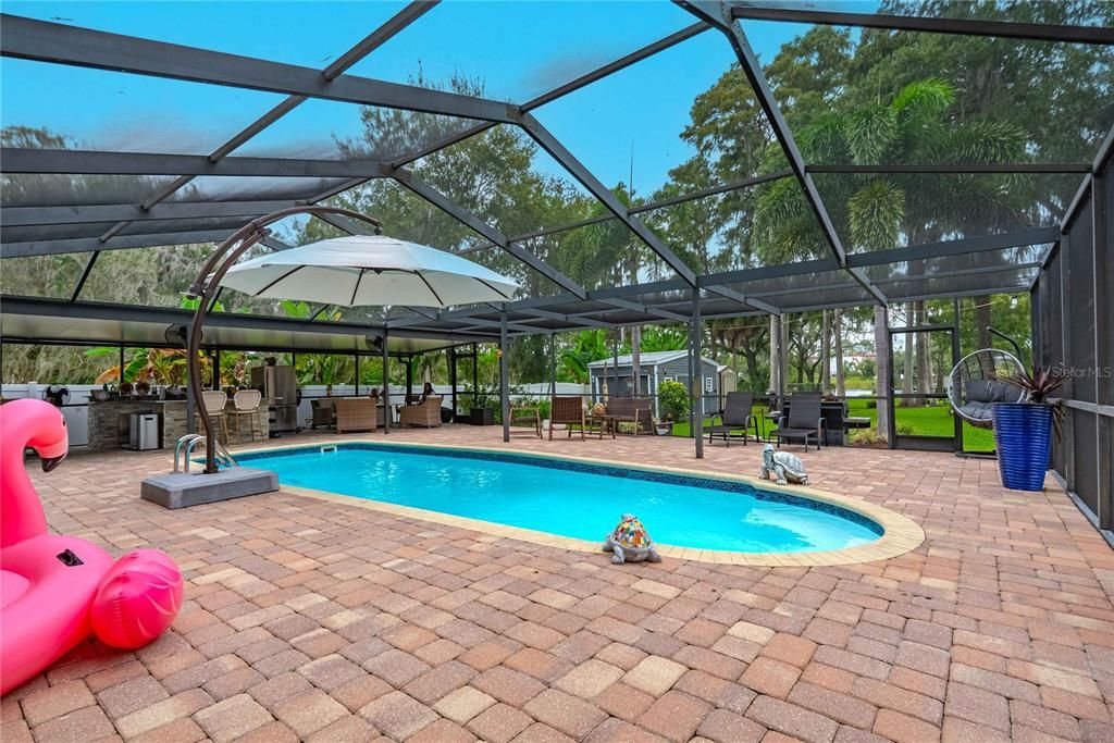 For Sale: $945,000 (4 beds, 2 baths, 2385 Square Feet)