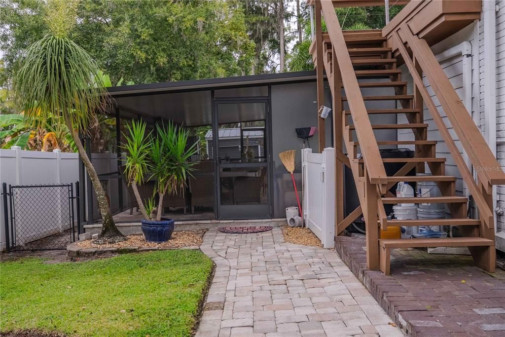 For Sale: $945,000 (4 beds, 2 baths, 2385 Square Feet)