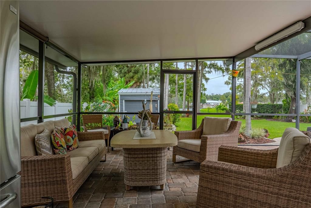 For Sale: $945,000 (4 beds, 2 baths, 2385 Square Feet)