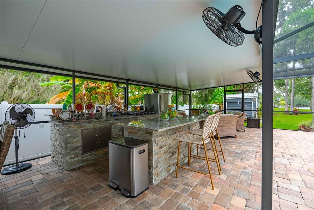 For Sale: $945,000 (4 beds, 2 baths, 2385 Square Feet)