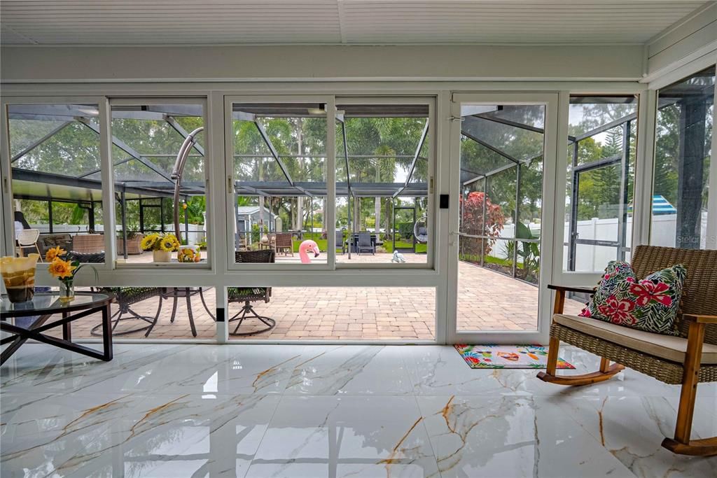 For Sale: $945,000 (4 beds, 2 baths, 2385 Square Feet)