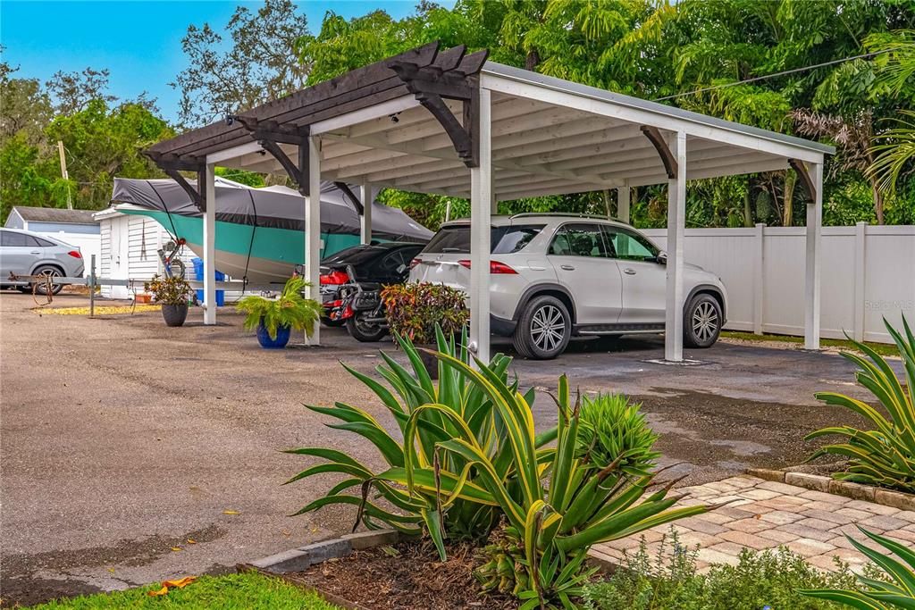 For Sale: $945,000 (4 beds, 2 baths, 2385 Square Feet)