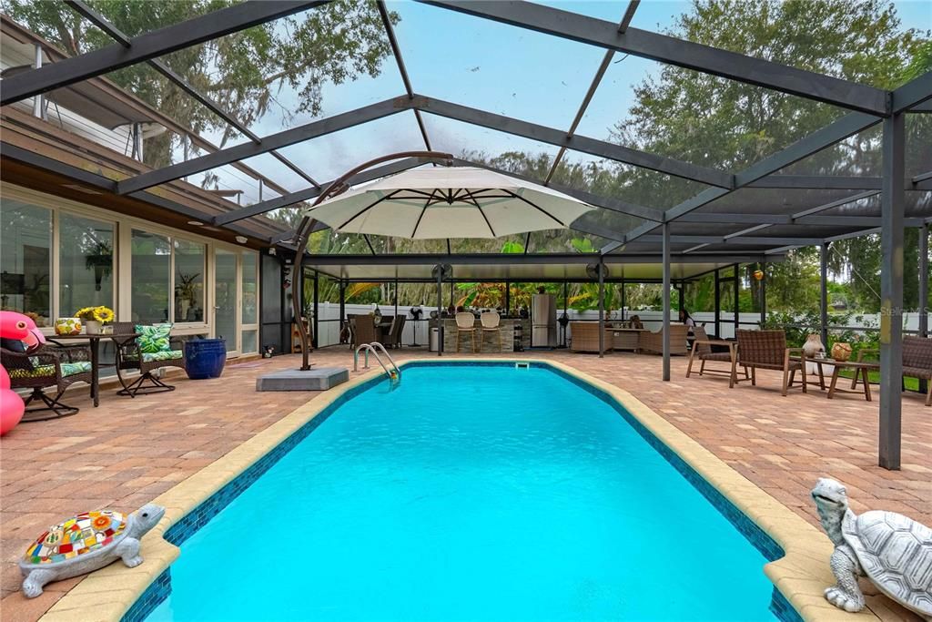 For Sale: $945,000 (4 beds, 2 baths, 2385 Square Feet)