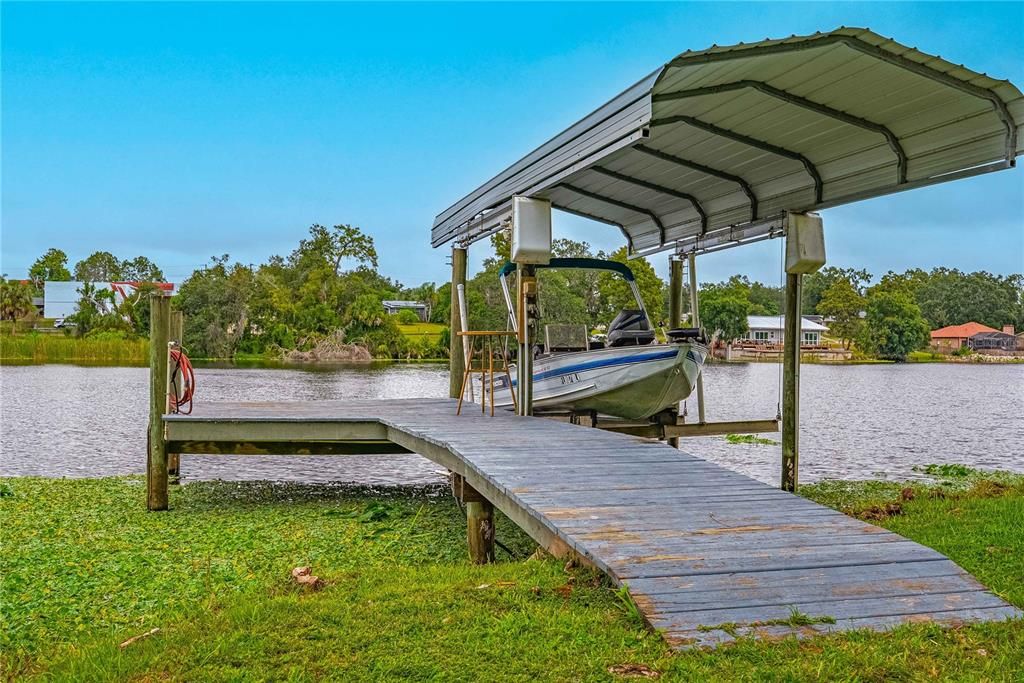 For Sale: $945,000 (4 beds, 2 baths, 2385 Square Feet)