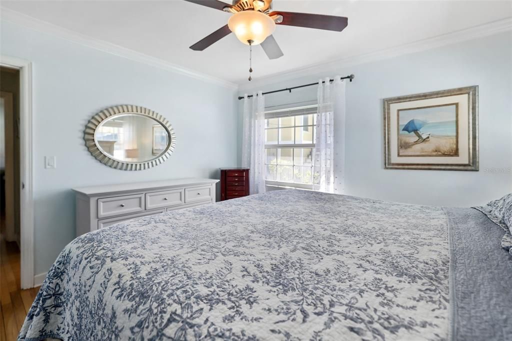 待售: $675,000 (3 贝兹, 2 浴室, 1686 平方英尺)