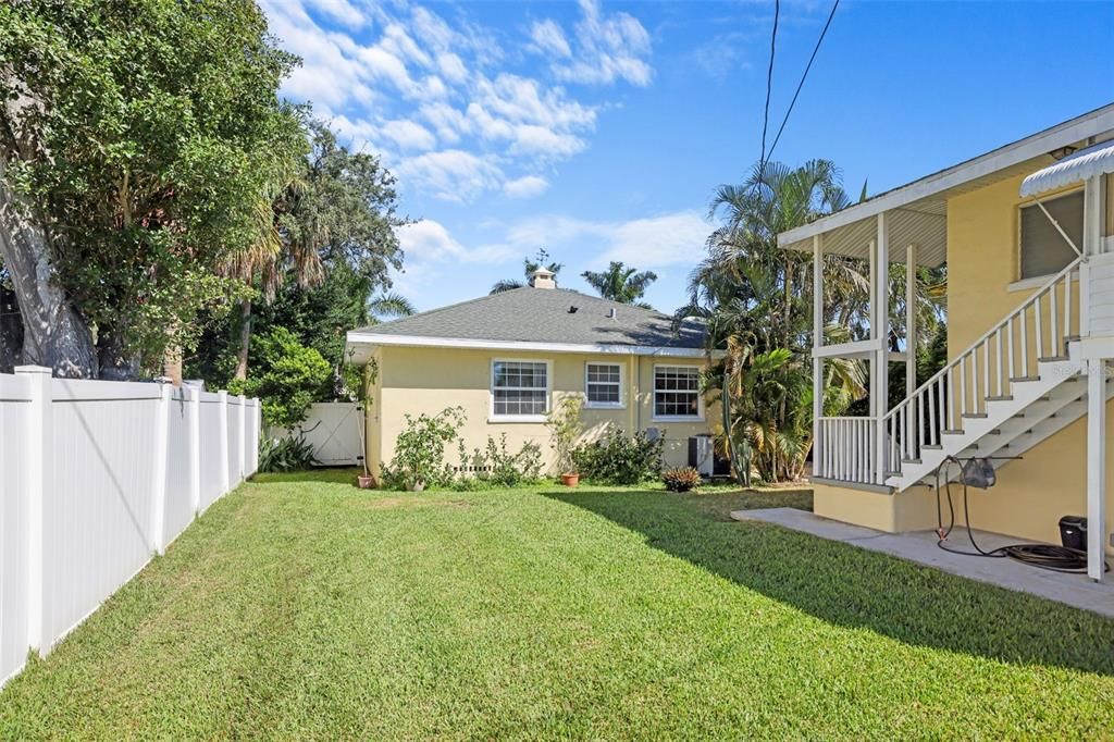 待售: $675,000 (3 贝兹, 2 浴室, 1686 平方英尺)