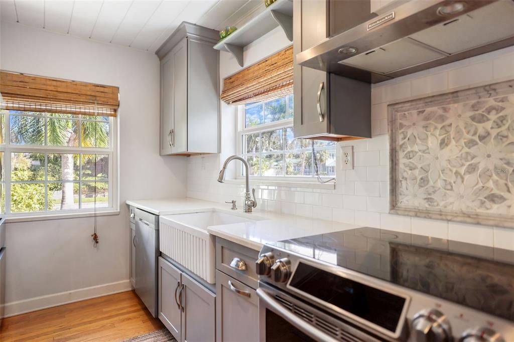 待售: $675,000 (3 贝兹, 2 浴室, 1686 平方英尺)