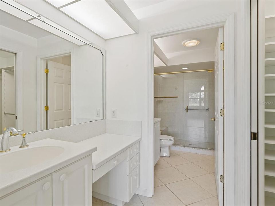 Active With Contract: $350,000 (2 beds, 2 baths, 1513 Square Feet)