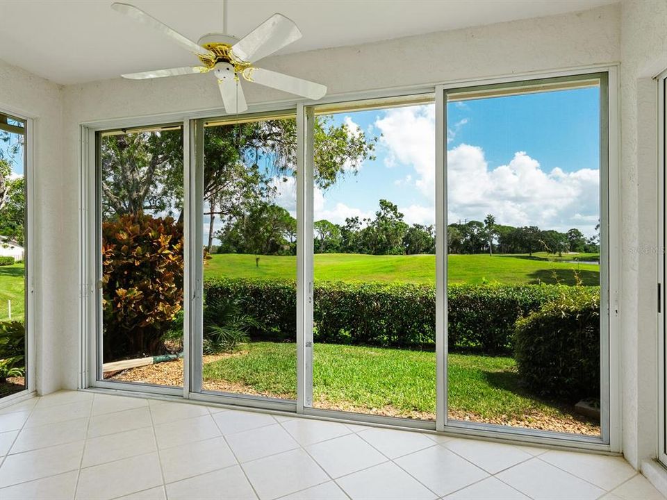 Active With Contract: $350,000 (2 beds, 2 baths, 1513 Square Feet)