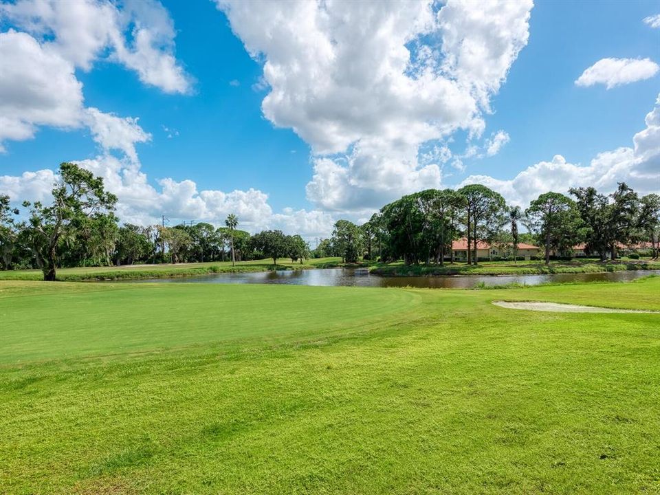 Active With Contract: $350,000 (2 beds, 2 baths, 1513 Square Feet)