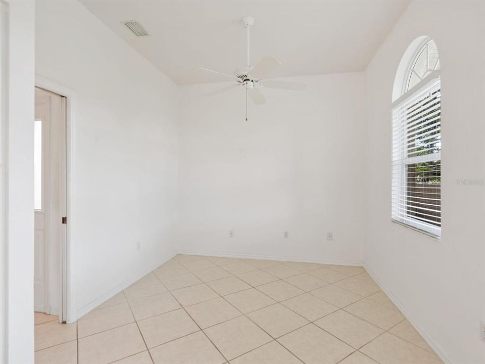 Active With Contract: $350,000 (2 beds, 2 baths, 1513 Square Feet)