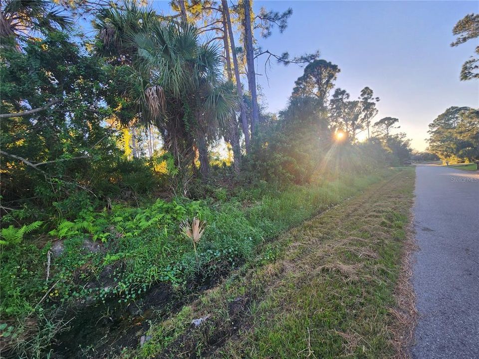 Active With Contract: $27,000 (0.23 acres)