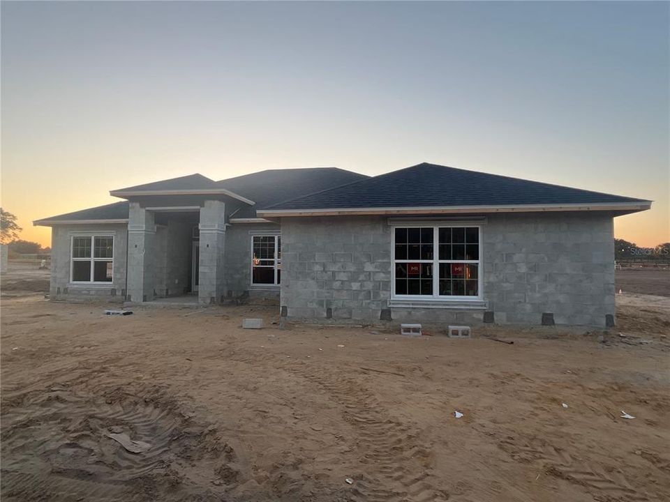 Active With Contract: $398,550 (4 beds, 2 baths, 2330 Square Feet)