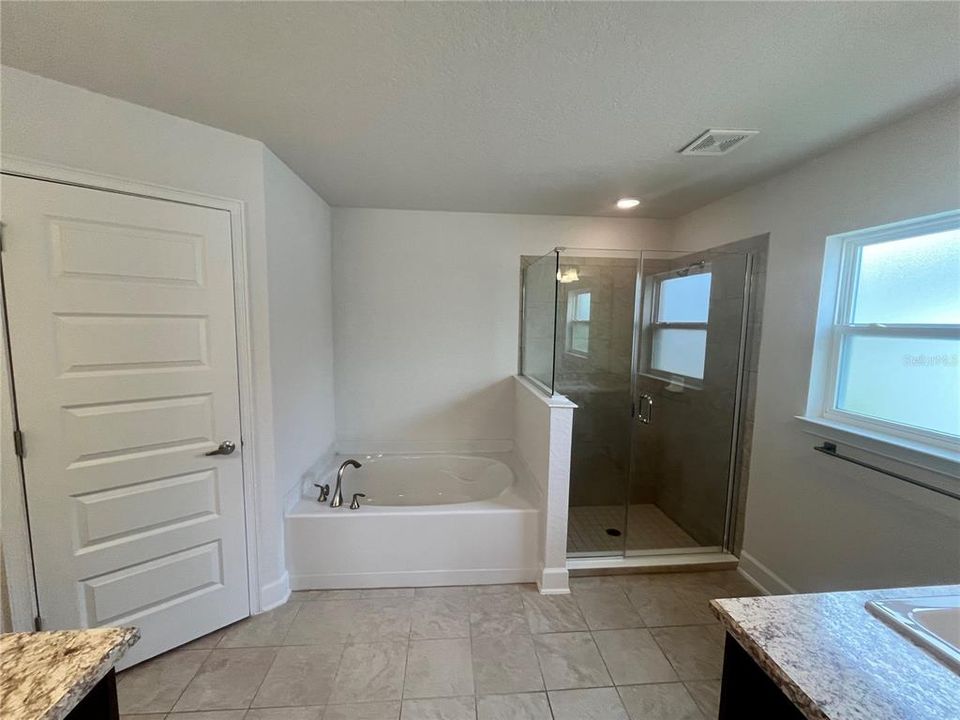 Active With Contract: $398,550 (4 beds, 2 baths, 2330 Square Feet)