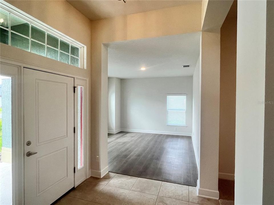 Active With Contract: $398,550 (4 beds, 2 baths, 2330 Square Feet)