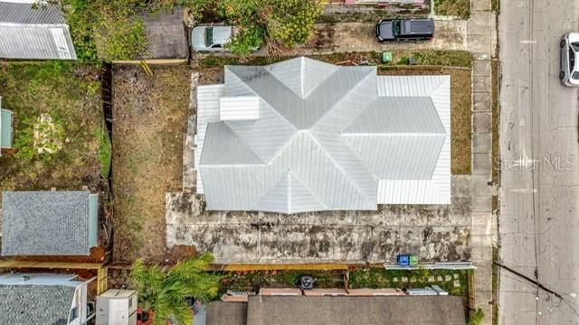 合同活跃: $2,499 (5 贝兹, 2 浴室, 2632 平方英尺)