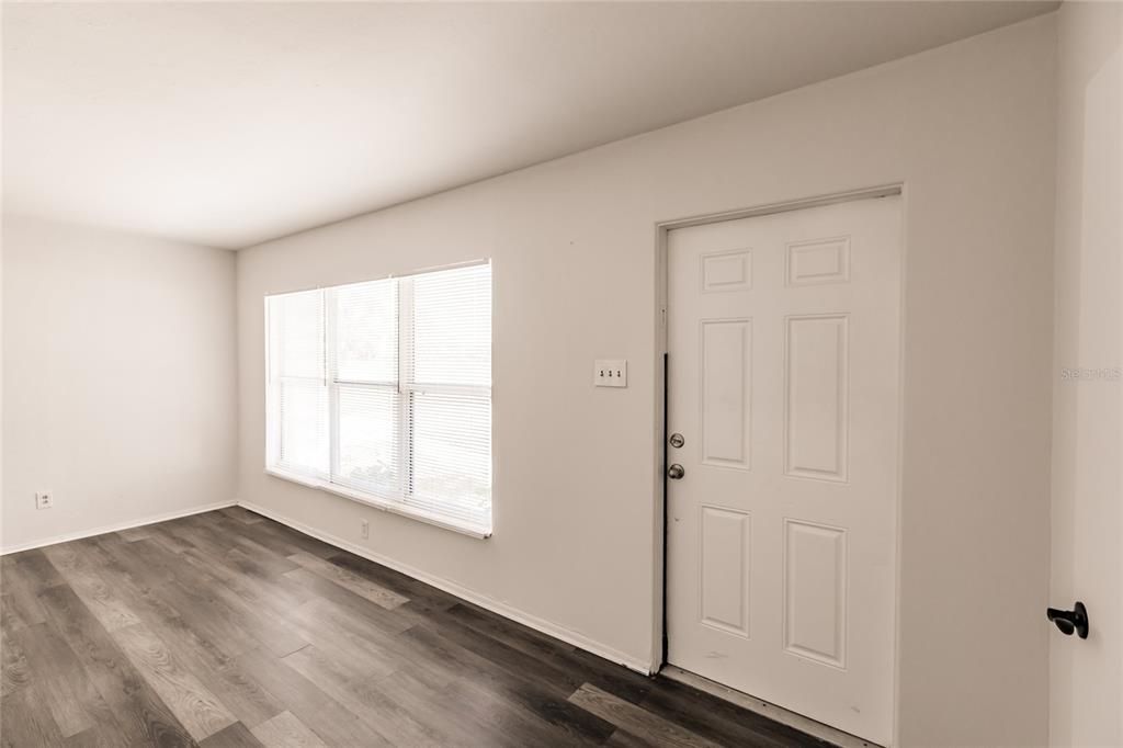 For Sale: $249,970 (4 beds, 2 baths, 1450 Square Feet)