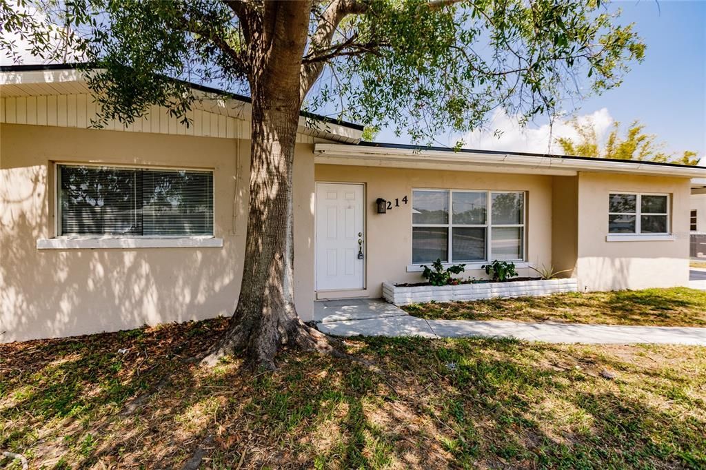 For Sale: $249,970 (4 beds, 2 baths, 1450 Square Feet)