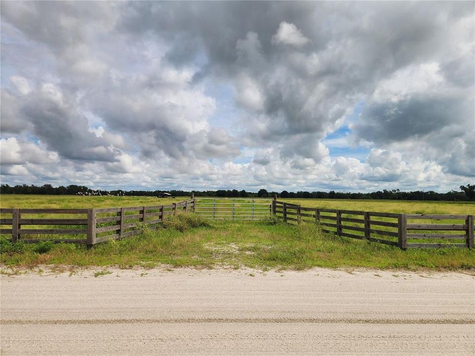 For Sale: $325,000 (10.00 acres)