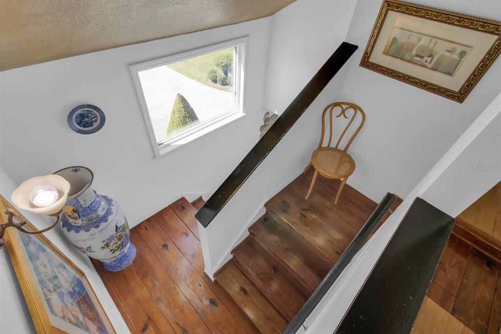 На продажу: $749,900 (4 спален, 3 ванн, 2706 Квадратных фут)